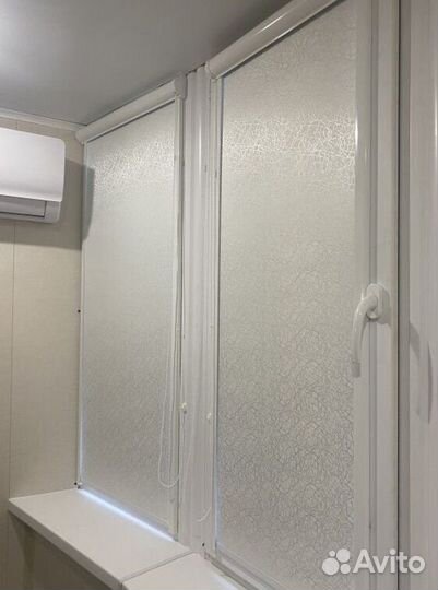 Рулонные шторы блэкаут в коробе L9127