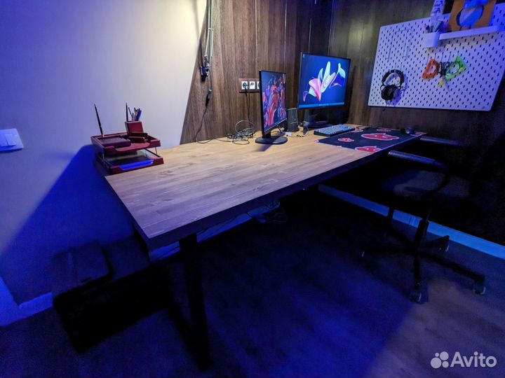 Компьютерный стол в стиле лофт, рабочий стол