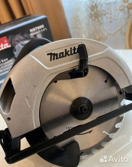 Новая ручная дисковая пила Makita NS7000