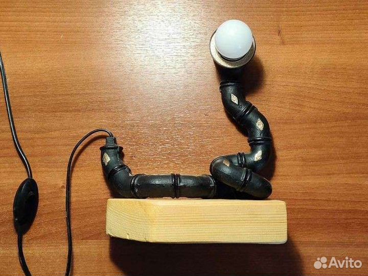 Светильник змея металл