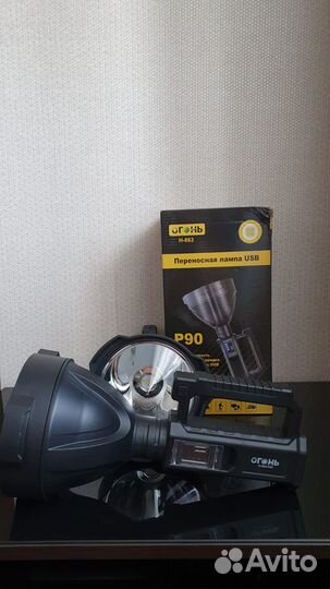 Мощный фонарь с лампой Р90