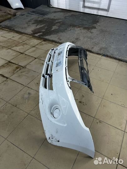 Бампер передний Лада Гранта