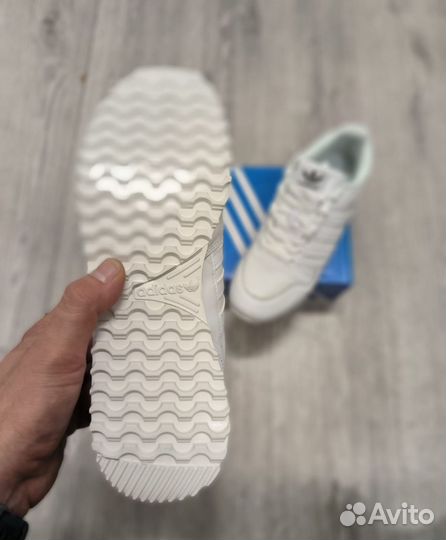 Кроссовки Adidas zx 750