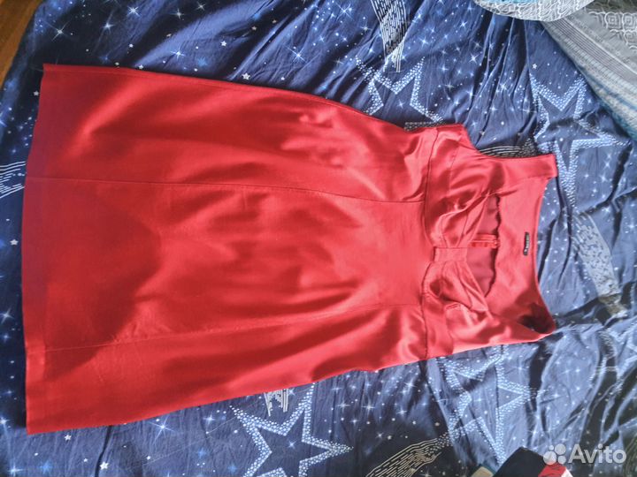 Атласное платье