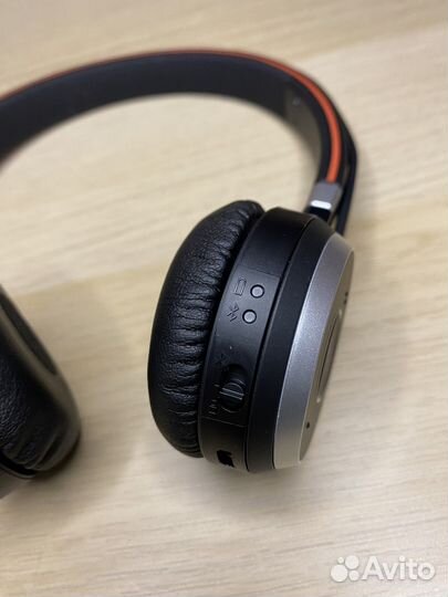 Беспроводная bluetooth гарнитура Jabra