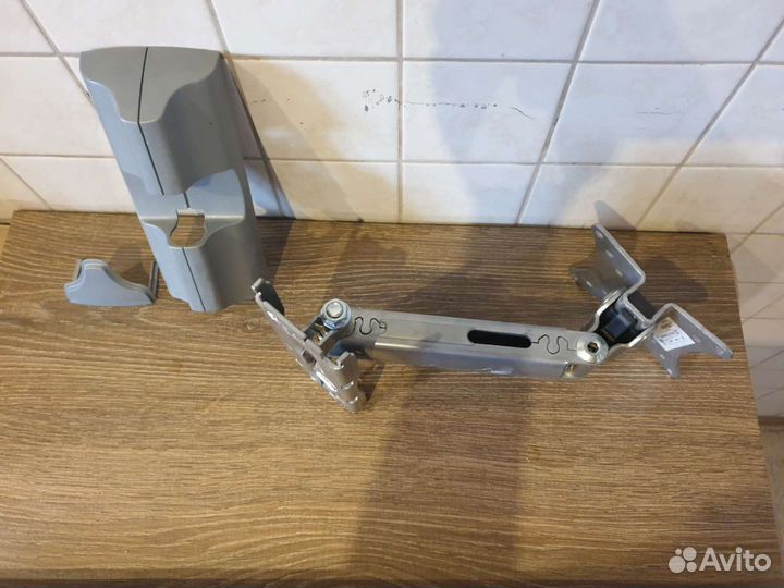 Кронштейн для телевизора на стену поворотный