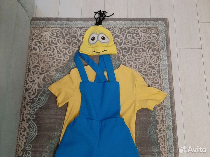 Костюм миньона яркий на 6-7лет