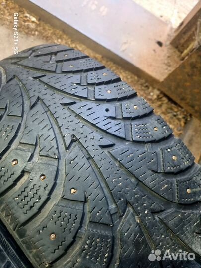 Hankook Winter I'Pike 215/60 R16 95T