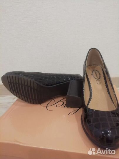 Туфли новые 39