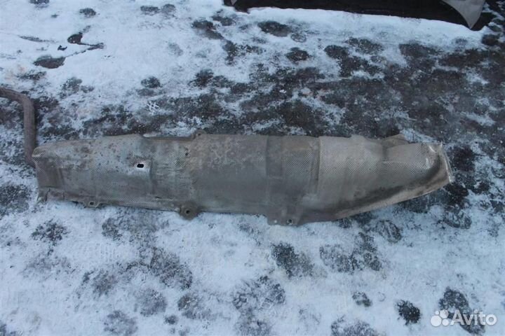 Защита глушителя Рено Флюенс