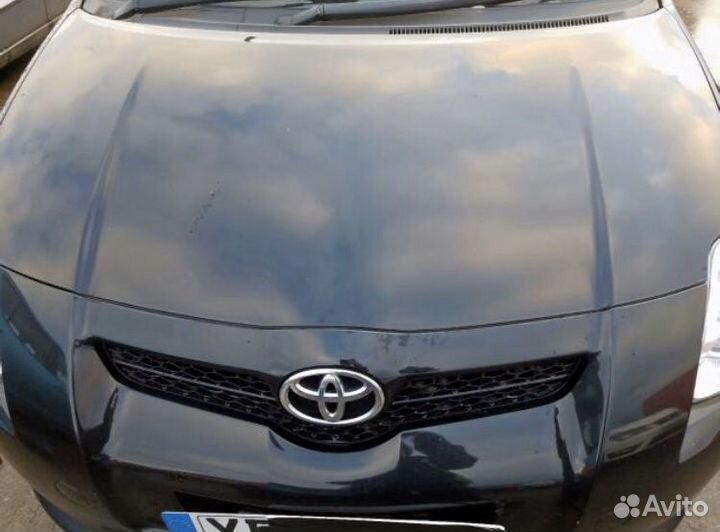 Разбирается Тойота Аурис Toyota Auris 2007г