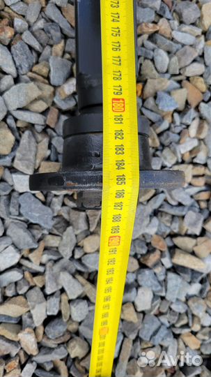 Ось легкового прицепа квадрат 50*50 со ступицами