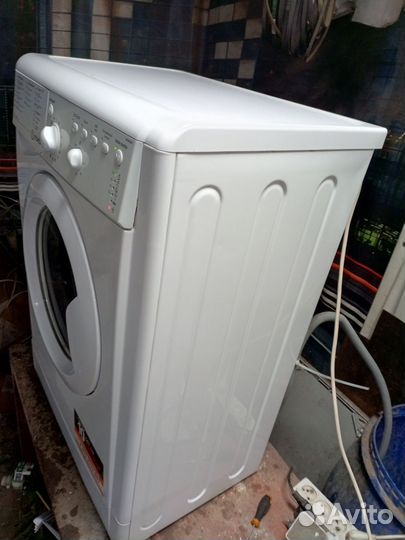 Стиральная машина indesit 5кг