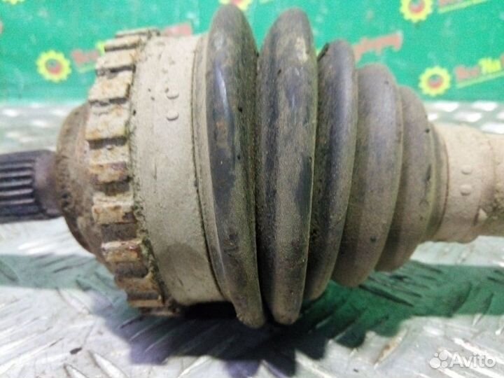 Привод передний левый Peugeot 406 седан RFV 2.0