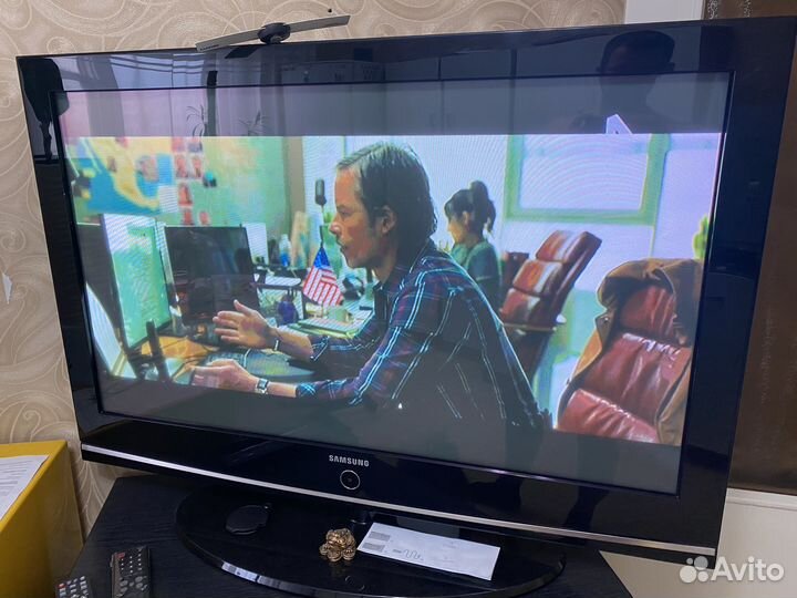 Телевизор samsung