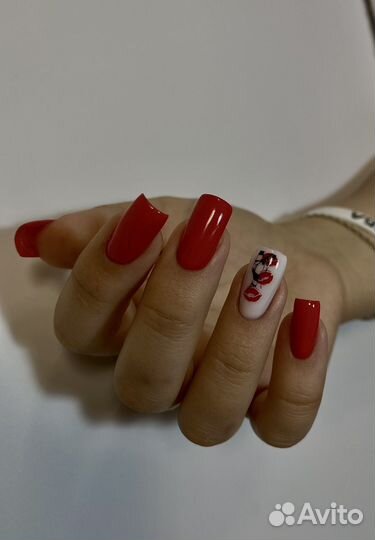 Мастер маникюра и педикюра