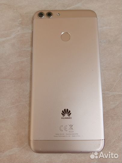HUAWEI P Smart, 3/32 ГБ