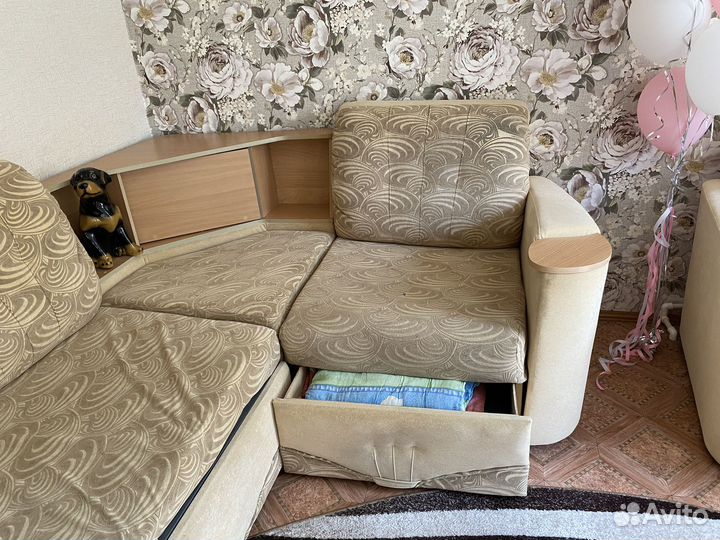 Угловой диван