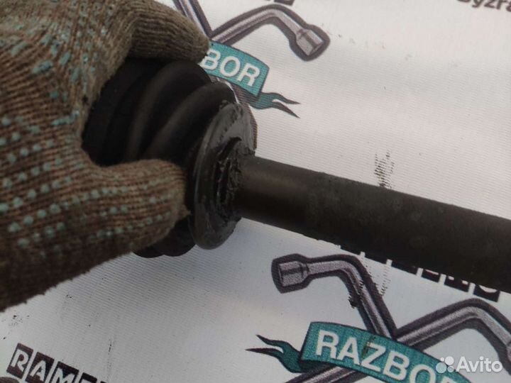 Привод передний правый Mitsubishi Outlander XL CW5