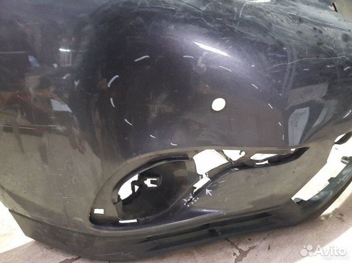 Бампер передний Toyota