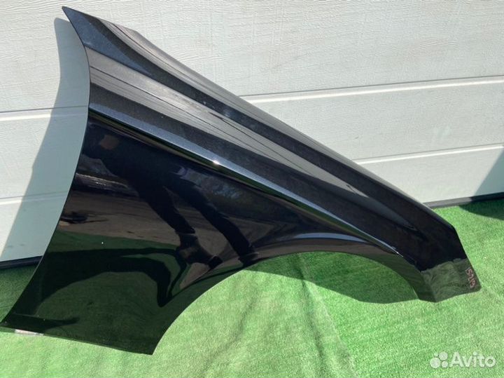 Крыло переднее правое Mercedes Cls-Class W219