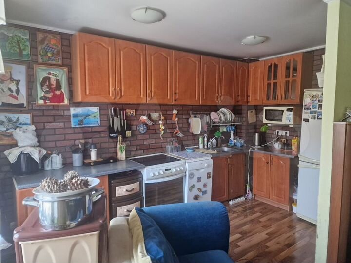 4-к. квартира, 97 м², 2/5 эт.