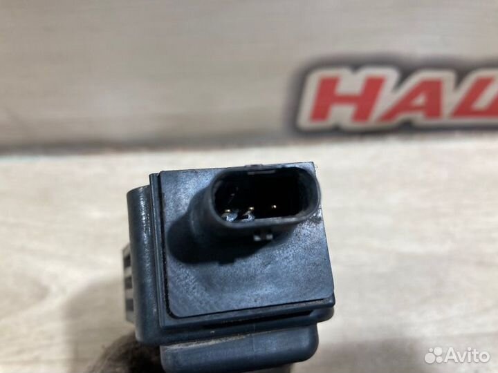 Катушка зажигания Ford Focus 3 хэтчбек 2012