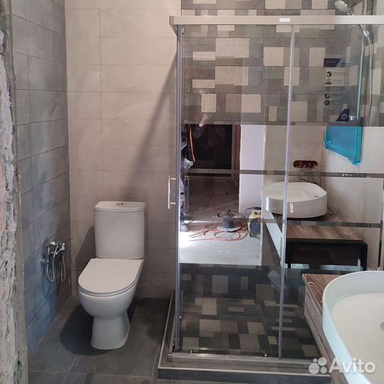 Плиточник - опытный мастер