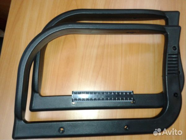 Компьютерное кресло подлакотники