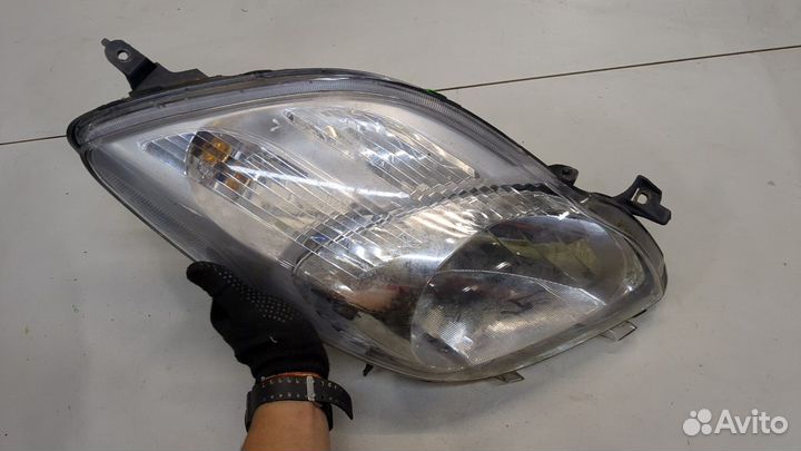 Фара (передняя) Toyota Yaris, 2008