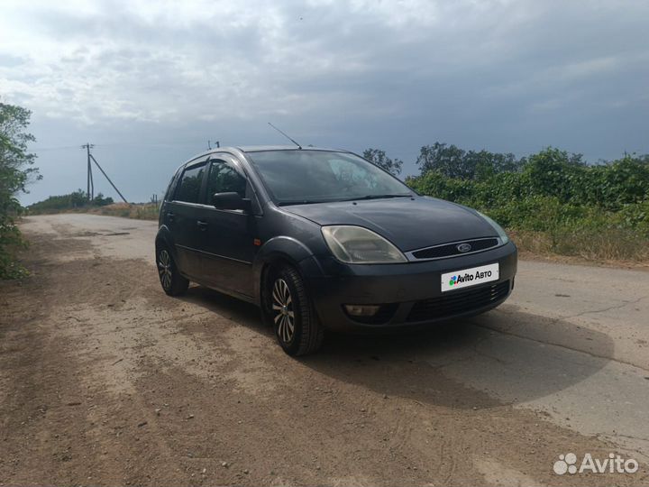 Ford Fiesta 1.4 МТ, 2005, 287 545 км