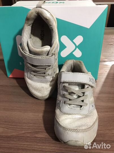 Кроссовки детские