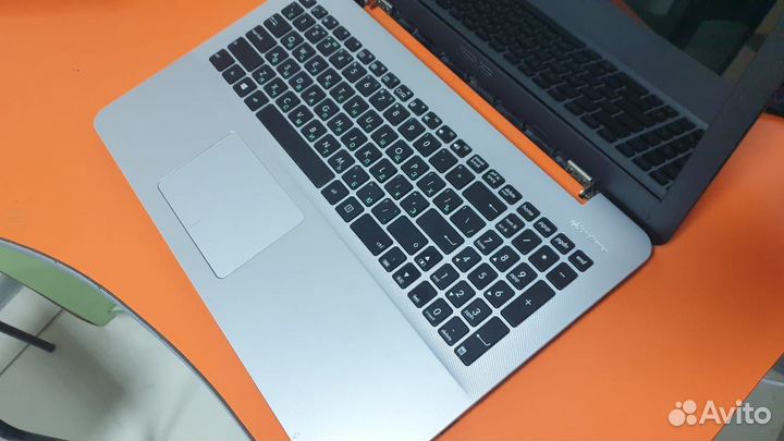 Ноутбук - Asus X555LD Series Notebook 9BQ