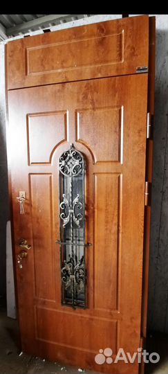 Входные металлические двери под любой проем