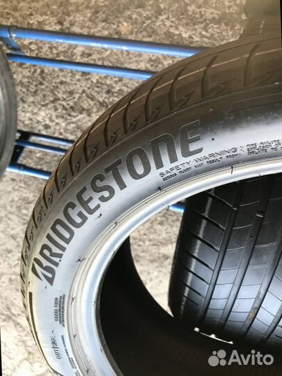 Bridgestone Turanza T005 255/40 R18