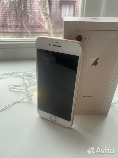 iPhone 8, 64 ГБ