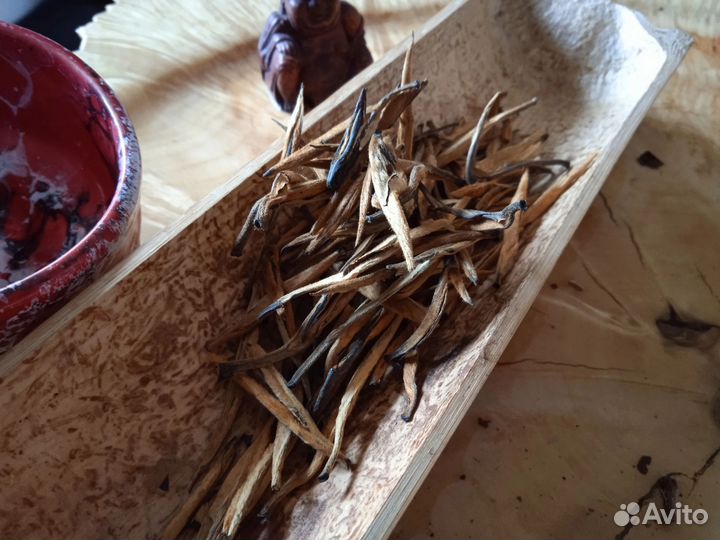 Ароматный китайский чай День хун