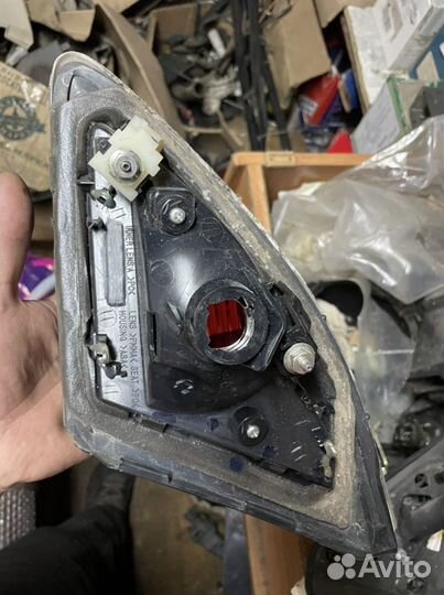 Фонарь задний внутренний левый Mazda Mazda 6 (GH)