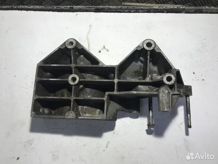 Кронштейн кондиционера Chevrolet Lacetti