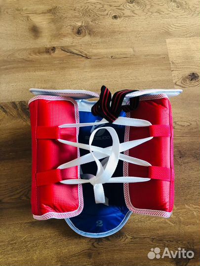 Защита и форма для Тхэквондо