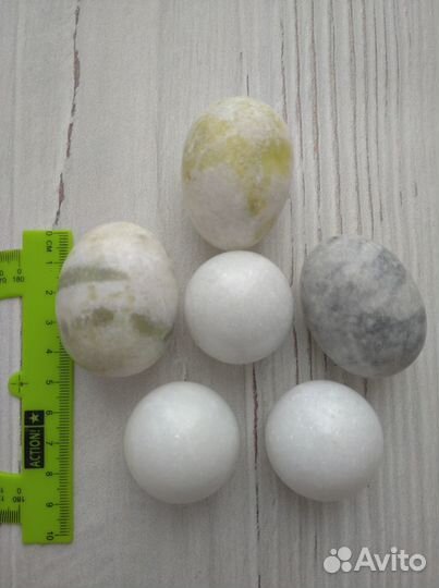 Яйца, шары из минералов