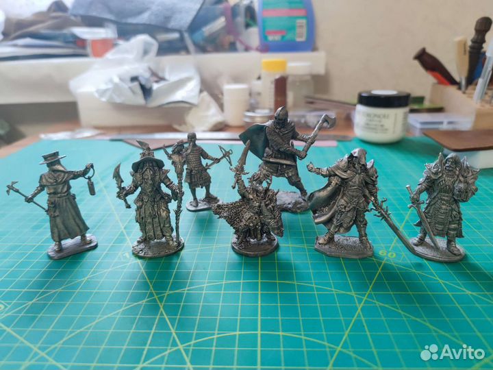 Модель из металла герои и злодеи