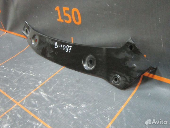 Volkswagen Tiguan New - Стойка передней панели пра