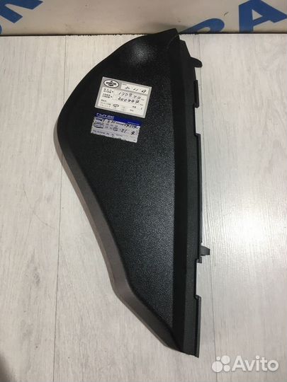 Уголок торпеды lexus IS350 3.5 ат седан