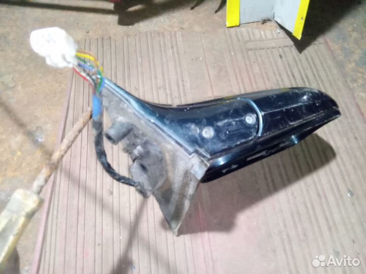 Зеркало левое Toyota camry/vista 40