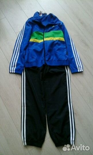 Новый спортивный костюм Adidas