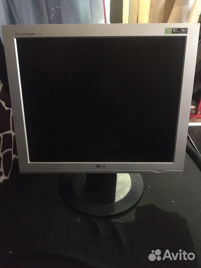 Монитор LG 17 дюймов