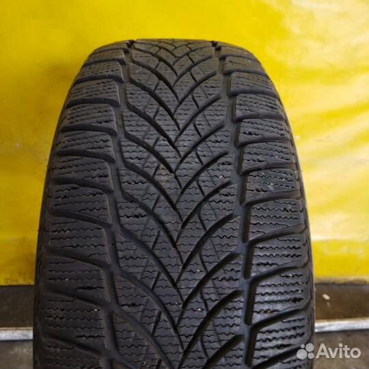 Goodyear UltraGrip Ice 2 215/45 R17