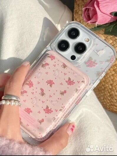 Чехол на iPhone 13