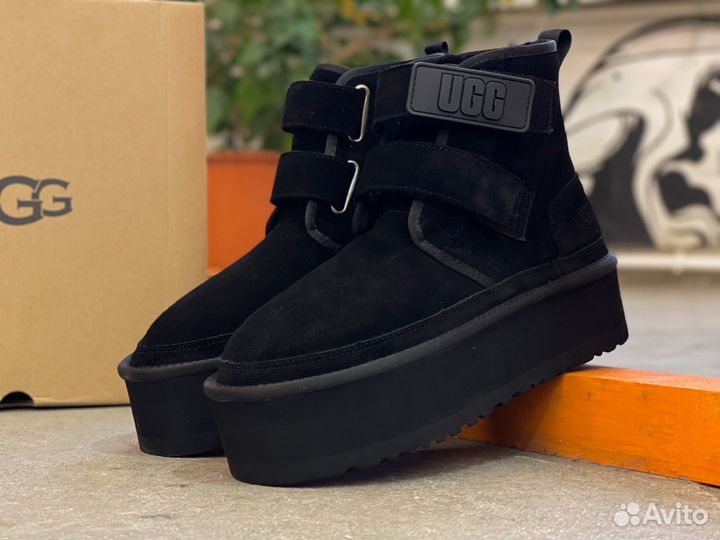 UGG Neumel Platform Black